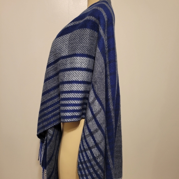 Woolrich Poncho Onesize Blue Shawl Rodeo Winter Farm Mountians - Picture 5 of 7